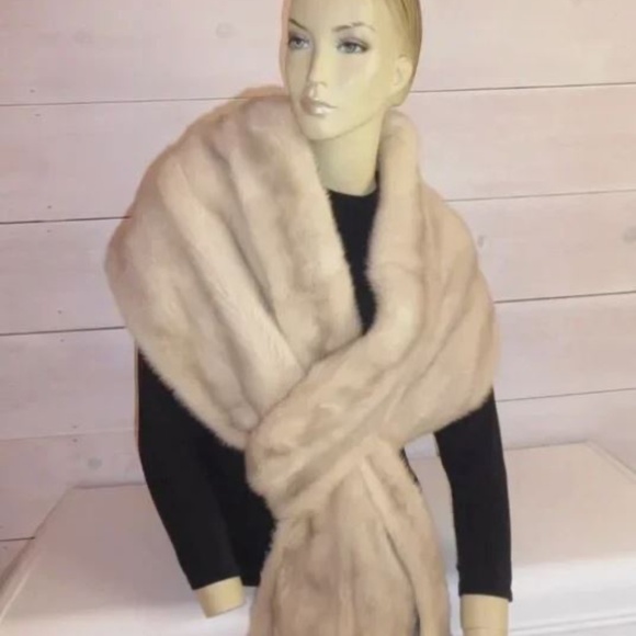 Christian Dior Original Vintage Blonde Mink Fur Wrap -  Holt Renfrew - Stunning - Picture 3 of 15
